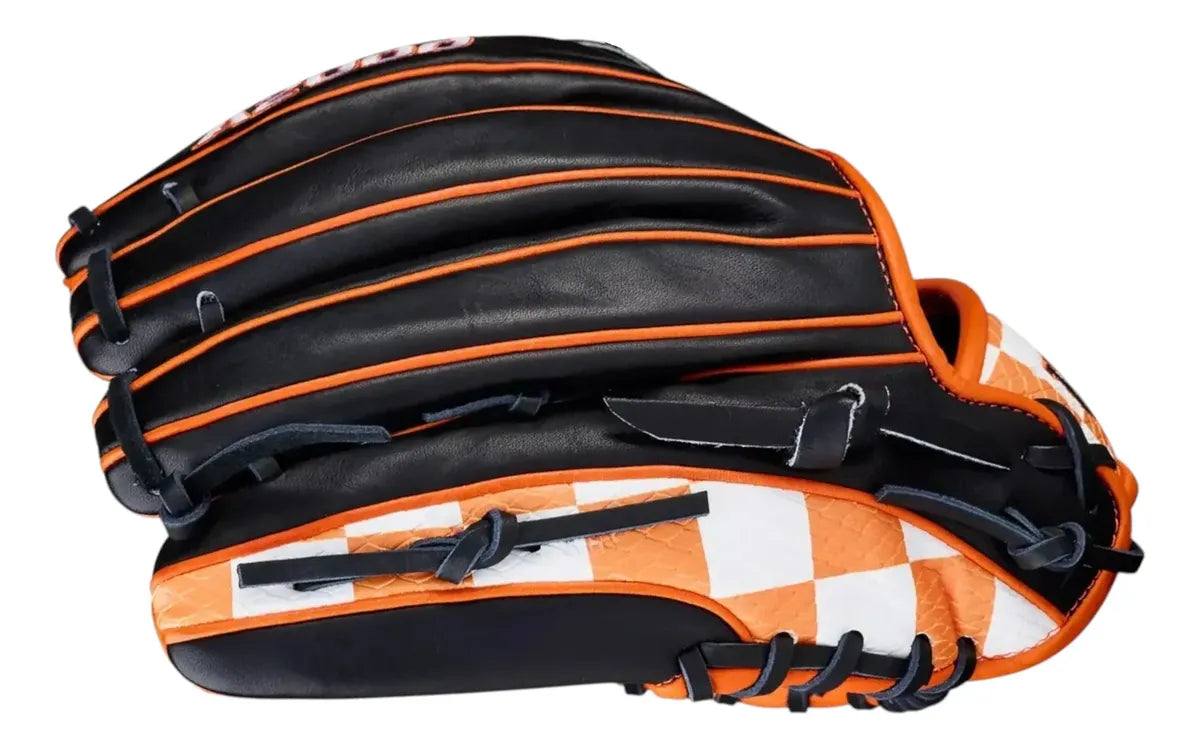 Guante De Beisbol Wilson A2000 Naranja Con Negro 11.5 In Lanzador Diestro