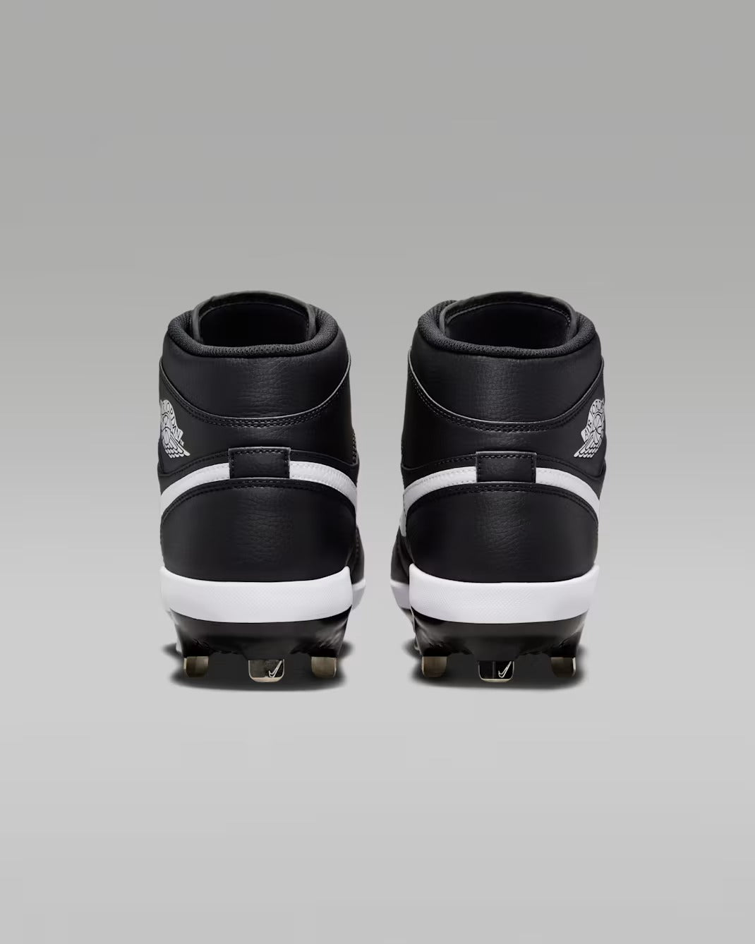 Spikes De Beisbol Nike Air Jordan 1 Retro Negro Metal